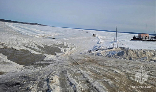 Обе ледовые переправы закрыли в Новосибирской области